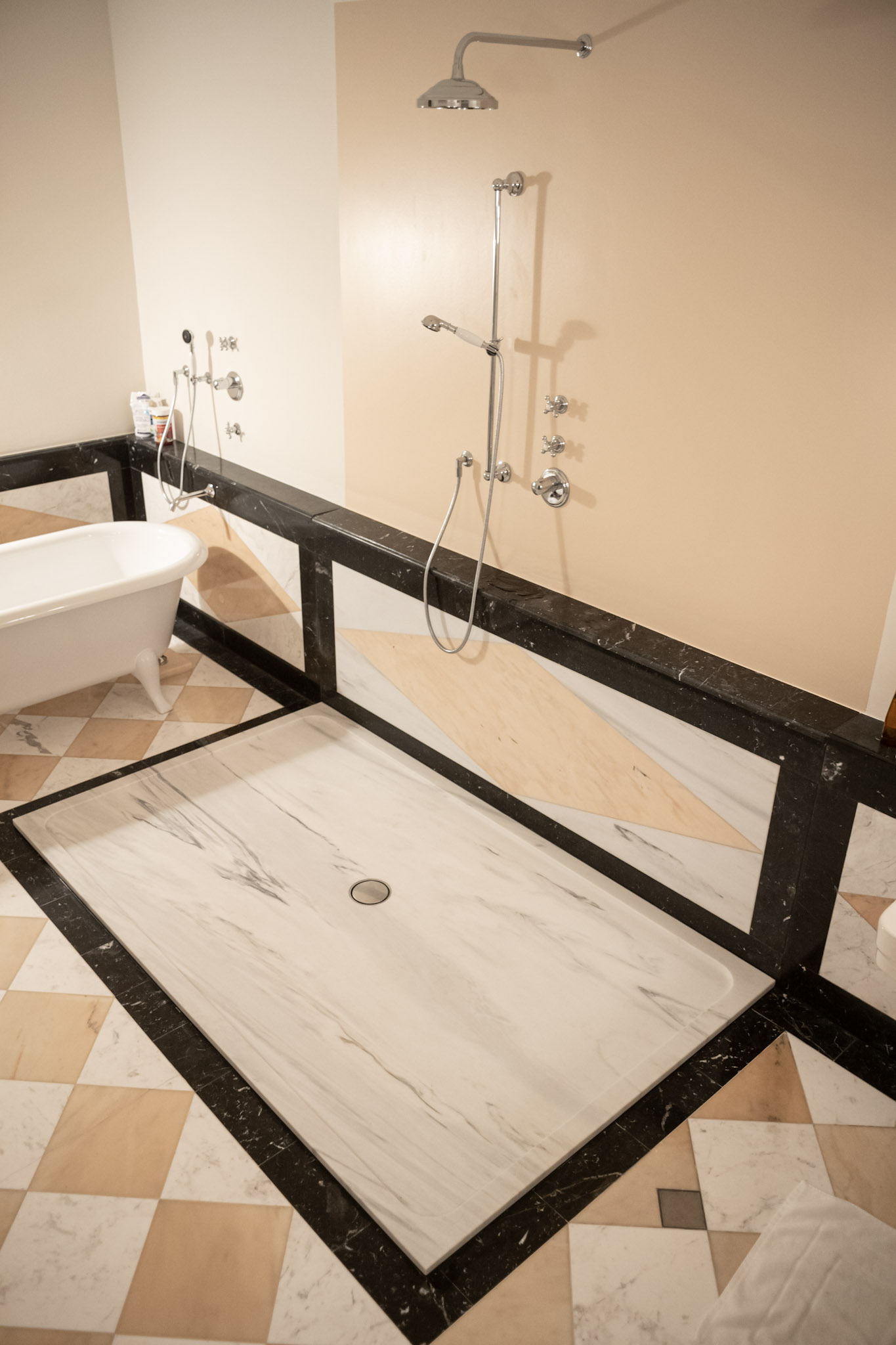 badezimmer-tradition-trifft-moderne (2)