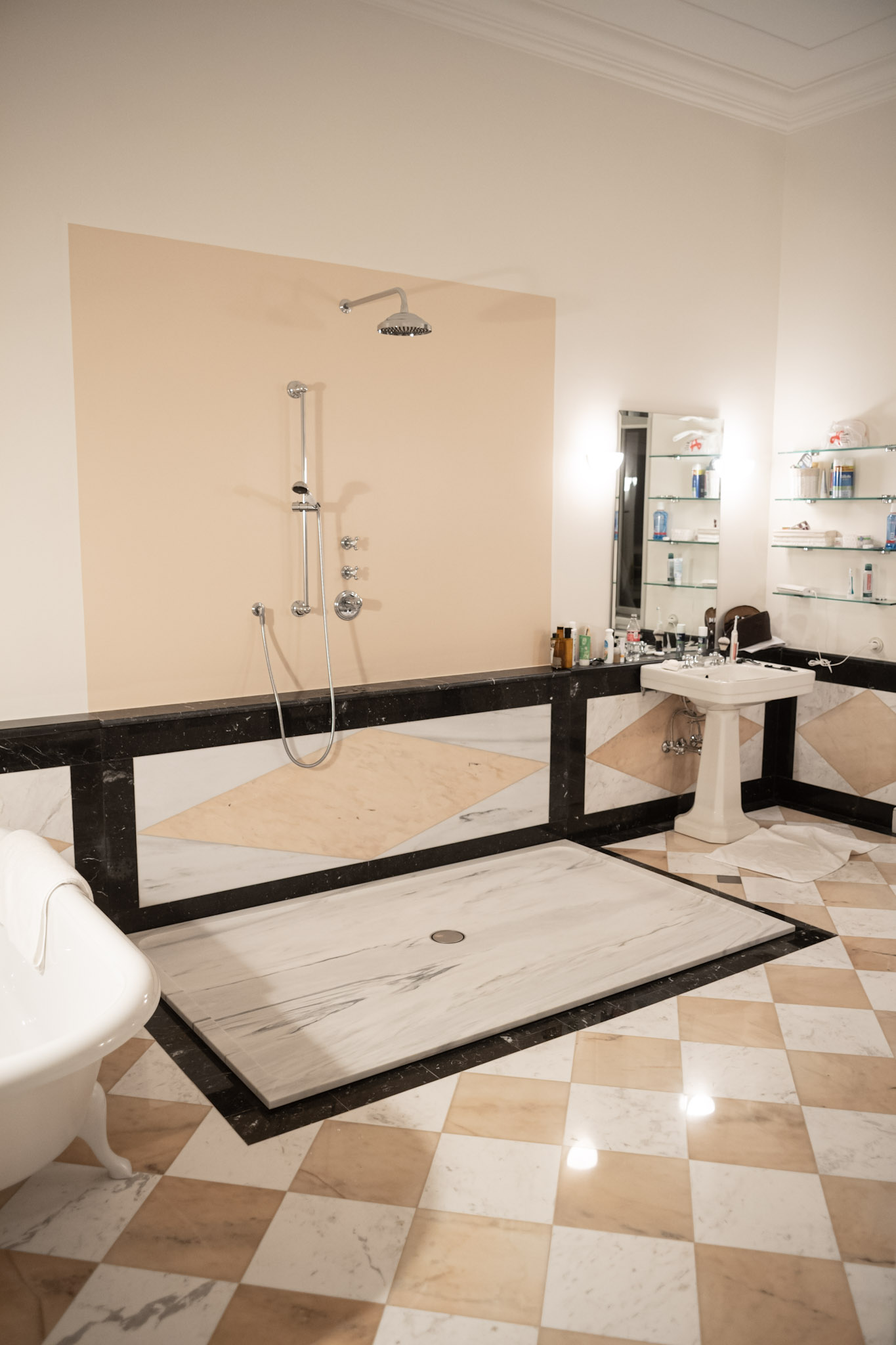 badezimmer-tradition-trifft-moderne (4)